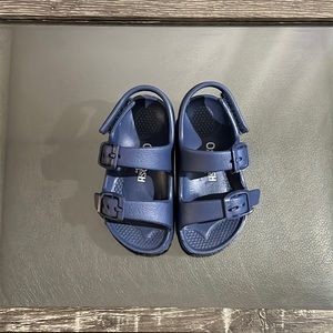 OshKosh B’gosh Boys Rivar Toddler Sandal